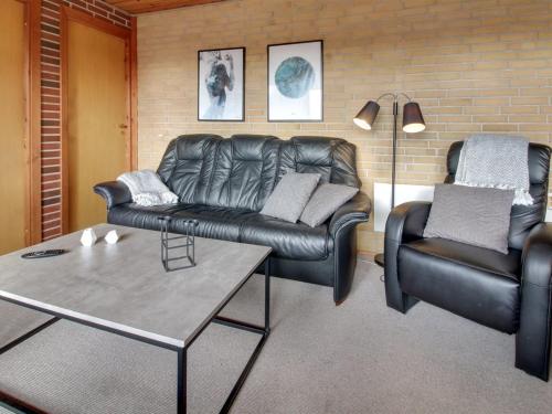 Posezení v ubytování Holiday Home Andriana - 600m from the sea by Interhome