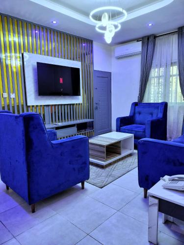TV a/nebo společenská místnost v ubytování UG Shortlet Apartment