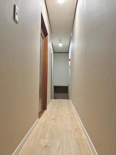 Spacious Modern Japanese-Style 3BR House Walk to Tenma Izakaya Area Direct Access to Umeda & Namba
