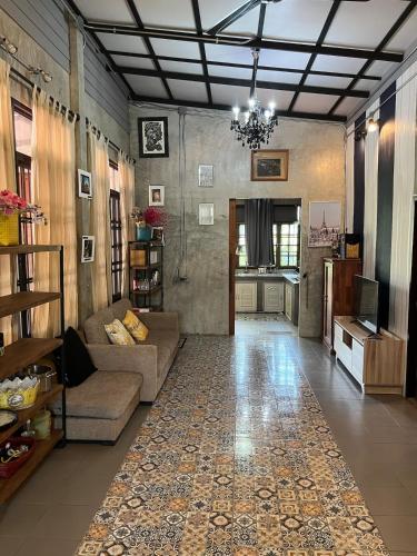 Ruang duduk di Wongtawan House