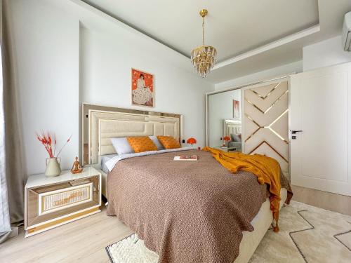 Postel nebo postele na pokoji v ubytování Qoople Elite 4 Elize apartments Premium location near Kleopatra