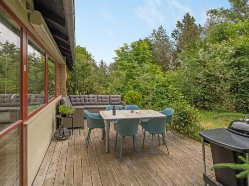 Κήπος έξω από το Holiday Home Flor - 900m from the sea by Interhome