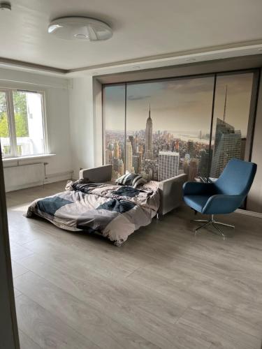 Ruang duduk di Apartment 15 min by walk from Lørenskog