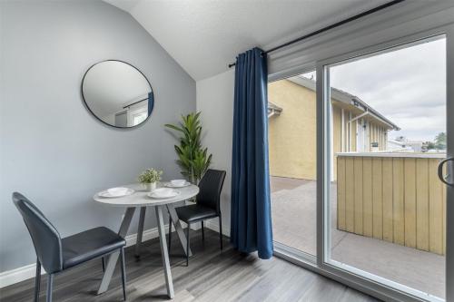 Balkón nebo terasa v ubytování Best Western Westminster Inn