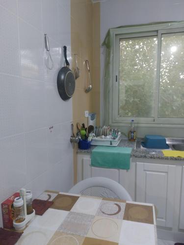 Η κουζίνα ή μικρή κουζίνα στο Location saisonnière un salon et deux chambres