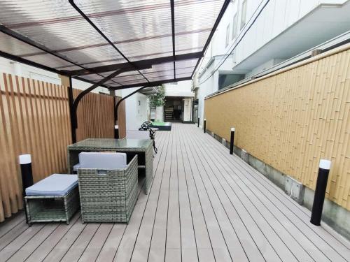 A1 Shinjuku JR St 8 mins 4 bedrooms and 1 living room 2bathrooms 2toilets Max 12P Direct to Shinjuku Ueno Ginza Shibuya Ikebukuro Yoyogi Shinagawa 新宿区 高田马场车站8分钟 4室1厅2浴室2卫生间 最大12人