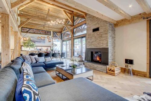 FERME COLLINE splendide 5 chambres au centre de Morzine 10 à 12 personnes
