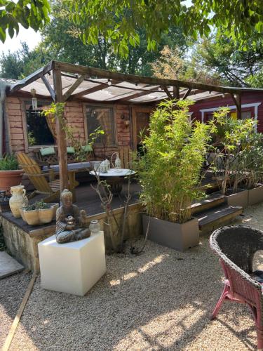 Κήπος έξω από το Havre de paix