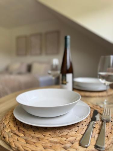 Nápoje v ubytování RheinBlick Apartment - Park and Stay "optional" am Deutschen Eck