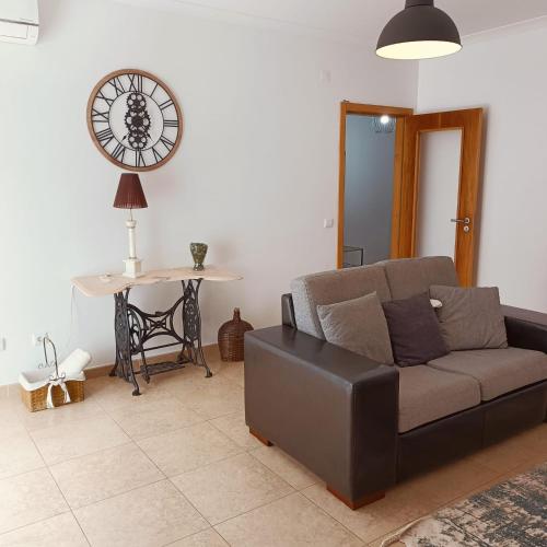 AO - Tina House Ferrel