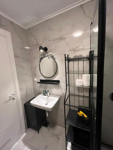 Un baño de Forest Nook