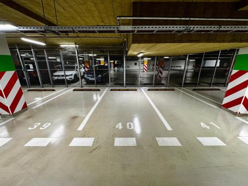 Фотография из галереи PROMENADA Apartments with FREE PARKING в Нитре