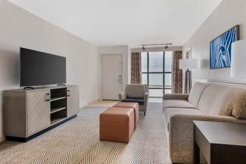Parkway International Resort by Coolvacay photo 31