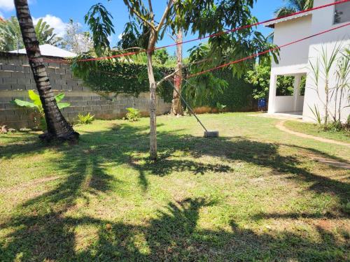 Taman di luar apartamento
