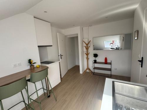 Η κουζίνα ή μικρή κουζίνα στο Appartement cocooning Lambersart, proche Lille