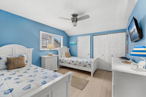 Ein Bett oder Betten in einem Zimmer der Unterkunft 1045 Wave Crest Avenue