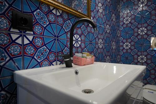 Bilik mandi di Mirzade Konak Hotel