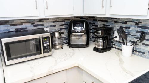 Køkken eller tekøkken på Surfside I #304 condo