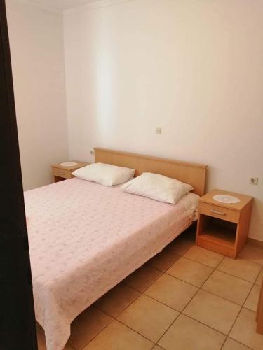 Katil atau katil-katil dalam bilik di Apartments by the sea Kustici, Pag - 4129