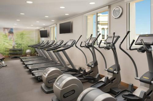 Gimnasio o equipo deportivo en The Palace, a Luxury Collection Hotel, Madrid