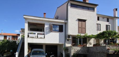Apartments with parking space Punat, Krk - 24847