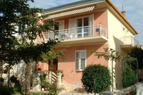 Apartments with parking space Punat, Krk - 24849