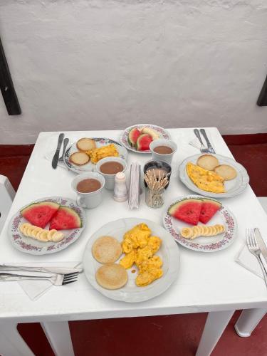 Еда / где поесть недалеко от гостевого дома