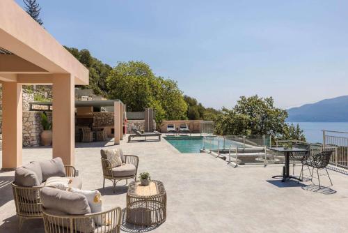 Avaton by Vintage Travel