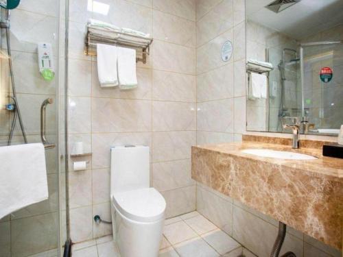 Bilik mandi di GreenTree Inn Hefei Huaxia International Chabocheng Branch