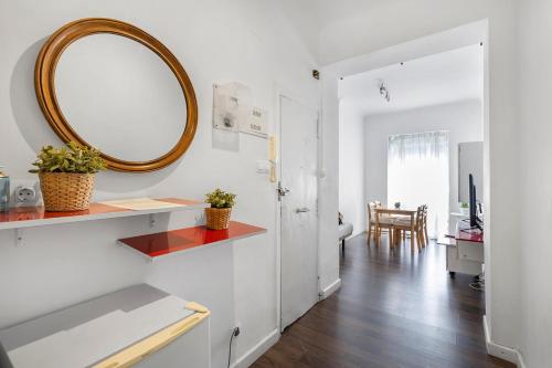 Open-concept apartment near Central Market