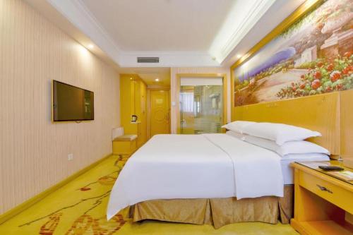 Letto o letti in una camera di Vienna 3 Best Hotel Shenzhen Bantian Guangya Park Metro Station