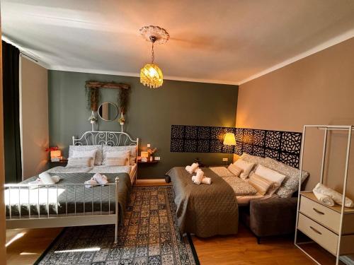 Big luxury 3BR in Center