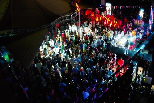 an overhead view of a crowd of people at a concert at VONRESORT Elite & Aqua - Ultra All Inclusive & Kids Concept in Side