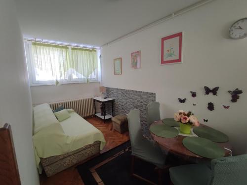 Apartman Karlou
