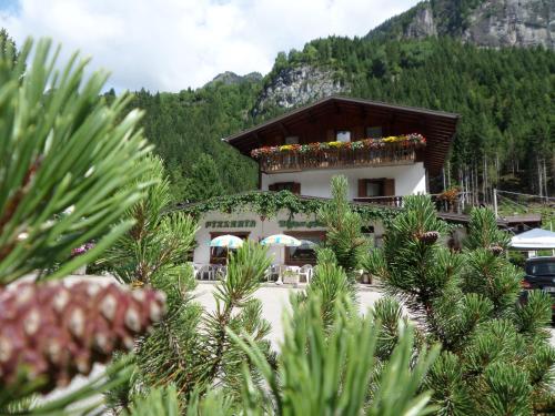 Affittacamere Pizzeria Marmolada – Photos 2