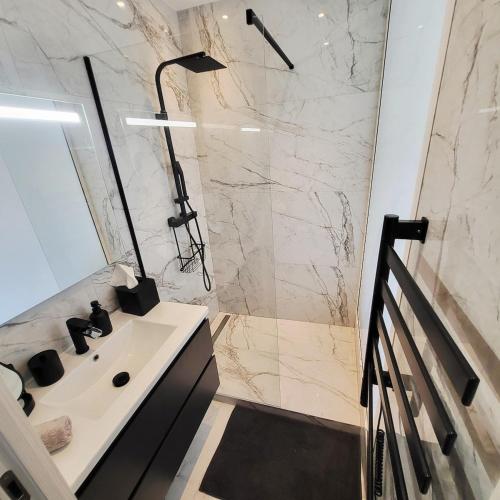 Exceptional 3-room apartment in quiet Cannes
