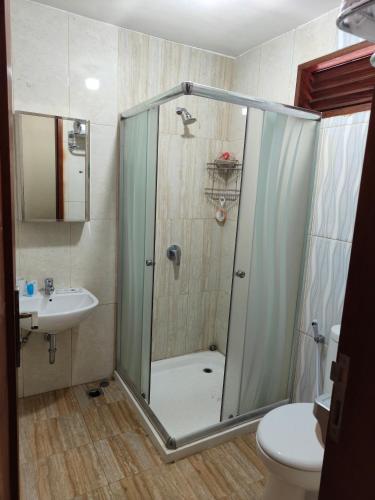Ванная комната в Qions villa Lembang