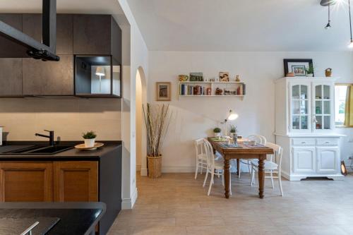 UNYCA - Charming Oltrarno Apartment Florence