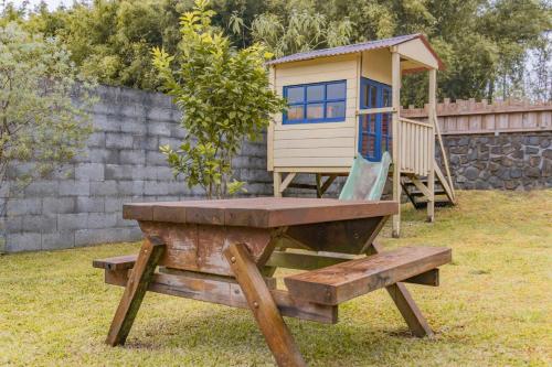 Jardín al aire libre en Caverne des fees