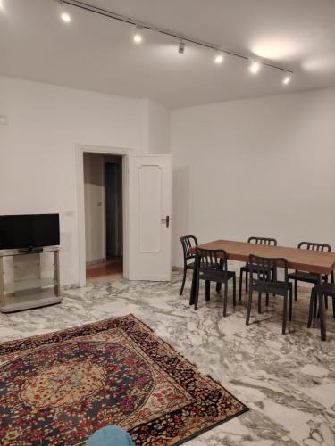Anna Roma House 2
