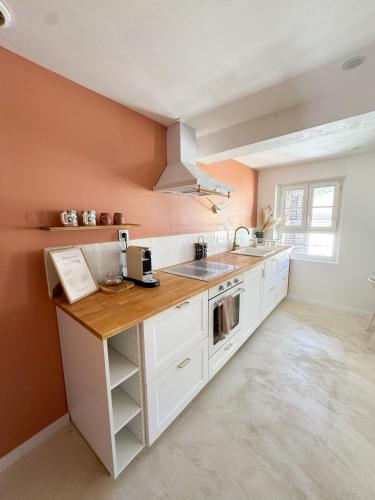 Dapur atau dapur kecil di Moderne Studio neuf