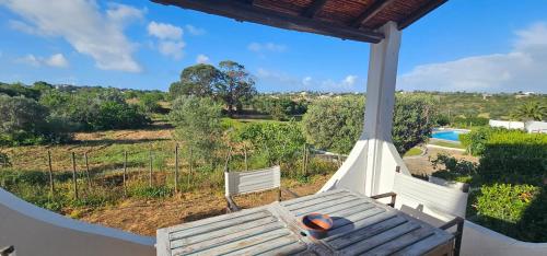 Detached Countryside Cottage with Private Balcony - Casa 5