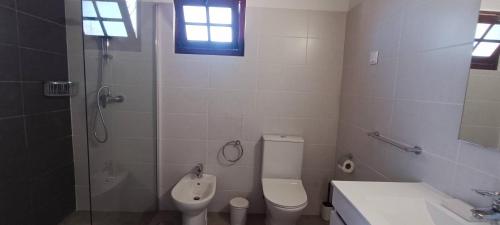 Large Traditional Studio with Balcony & Pool Access - Casa 6