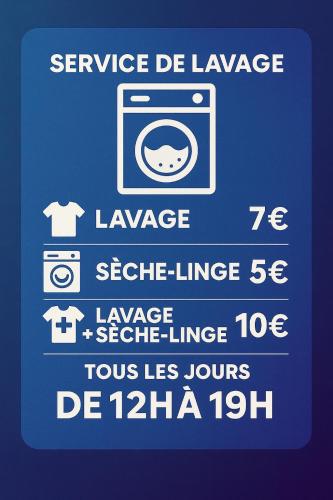 a blue sign with a picture of a microwave at Hôtel Le Paris Brest in Lens