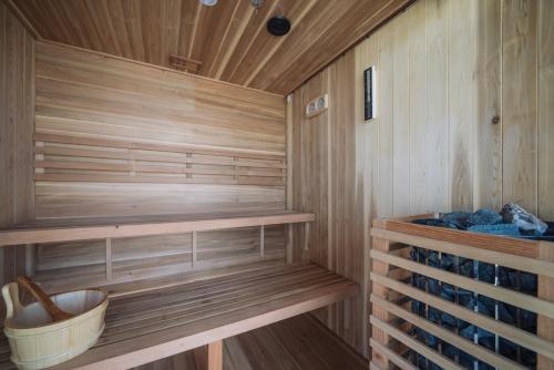 Villa M BAYFRONT YONAHA -Pool&Sauna Retreat-