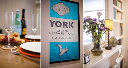 zwei Bilder von einem Tisch mit einem Schild und einer Vase mit Blumen in der Unterkunft Lockwood Cottage, Close to Monk Bar, sleeps 4 in York
