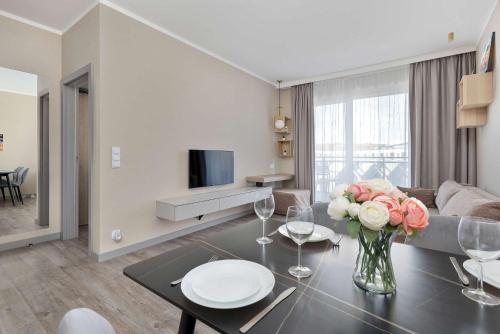 Stylish Apartment Bel Mare E529 in Miedzyzdroje with Balcony & Parking & Close to the Beach by Noclegi Renters