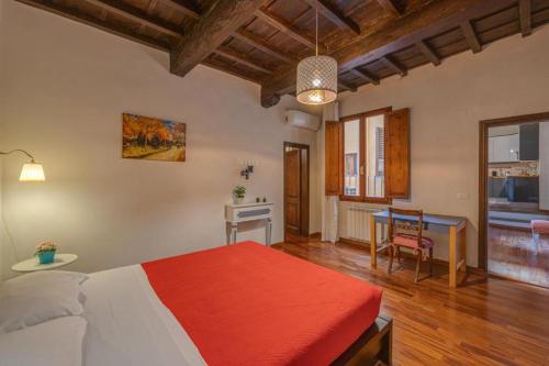 Appartamento-Via dei Pilastri 32
