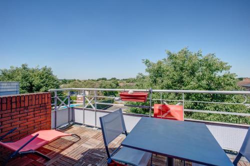 L'Instant de Rêve- Terrasse,Piscine et double Parking