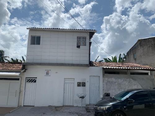 Το κτήριο όπου στεγάζεται  η παραθεριστική κατοικία